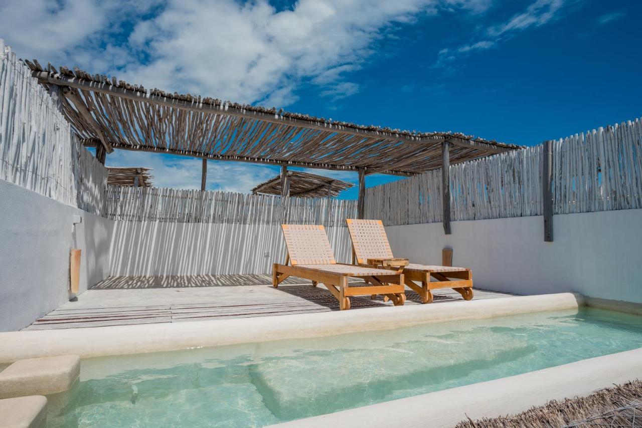 Punta Blanca Beach House Cancun Exterior photo